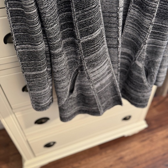 Belldini Open Knit Cardigan with Pockets - Picture 5 of 11